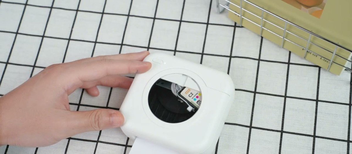 C2から写真が出力される瞬間